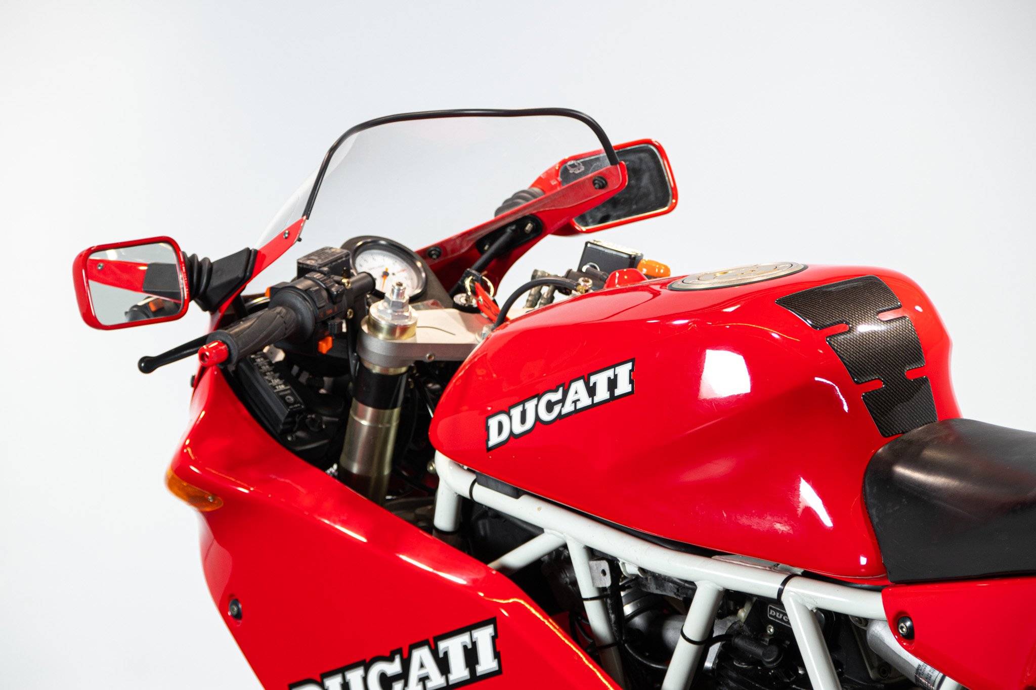 Ducati 900 SS 