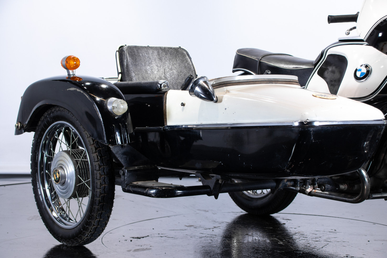 BMW R69S Sidecar 