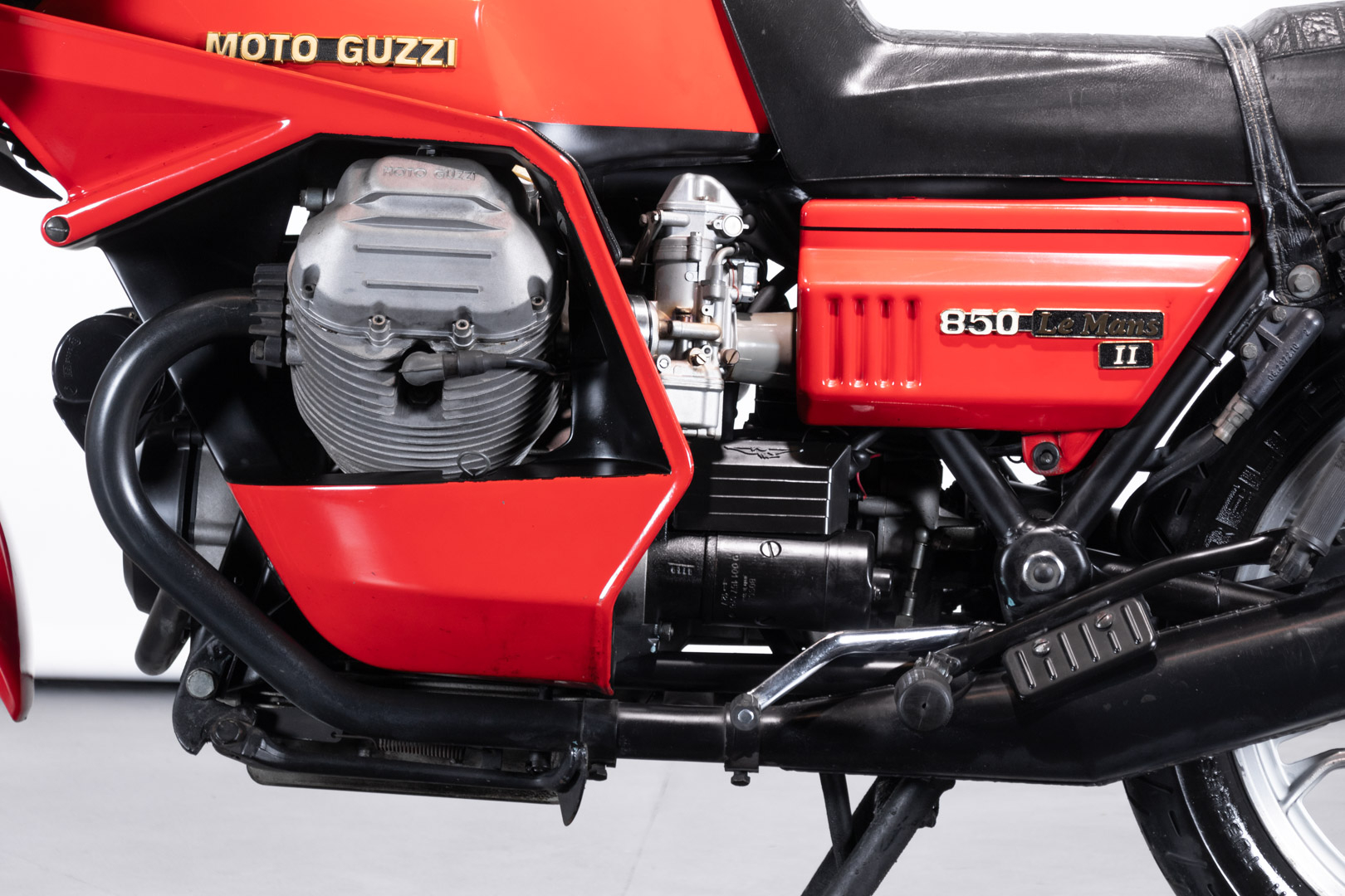 Moto Guzzi LE MANS II 850 