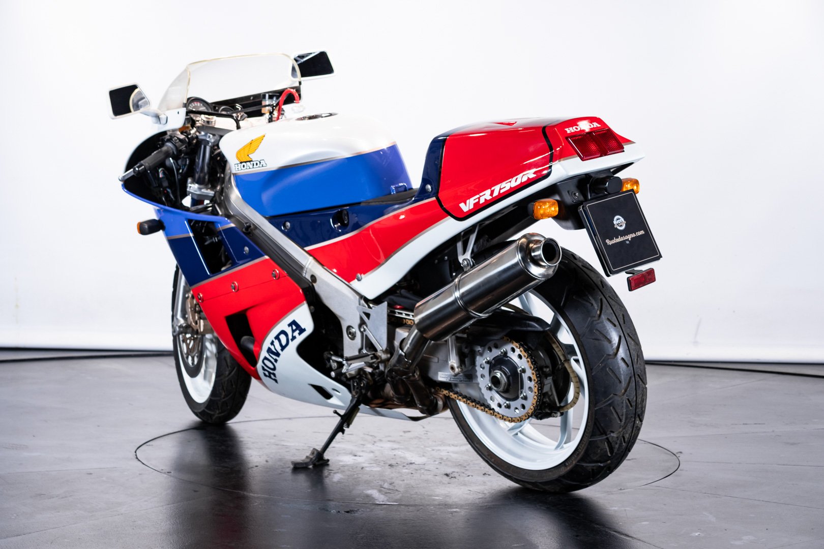 Honda VFR 750 r (RC 30) 