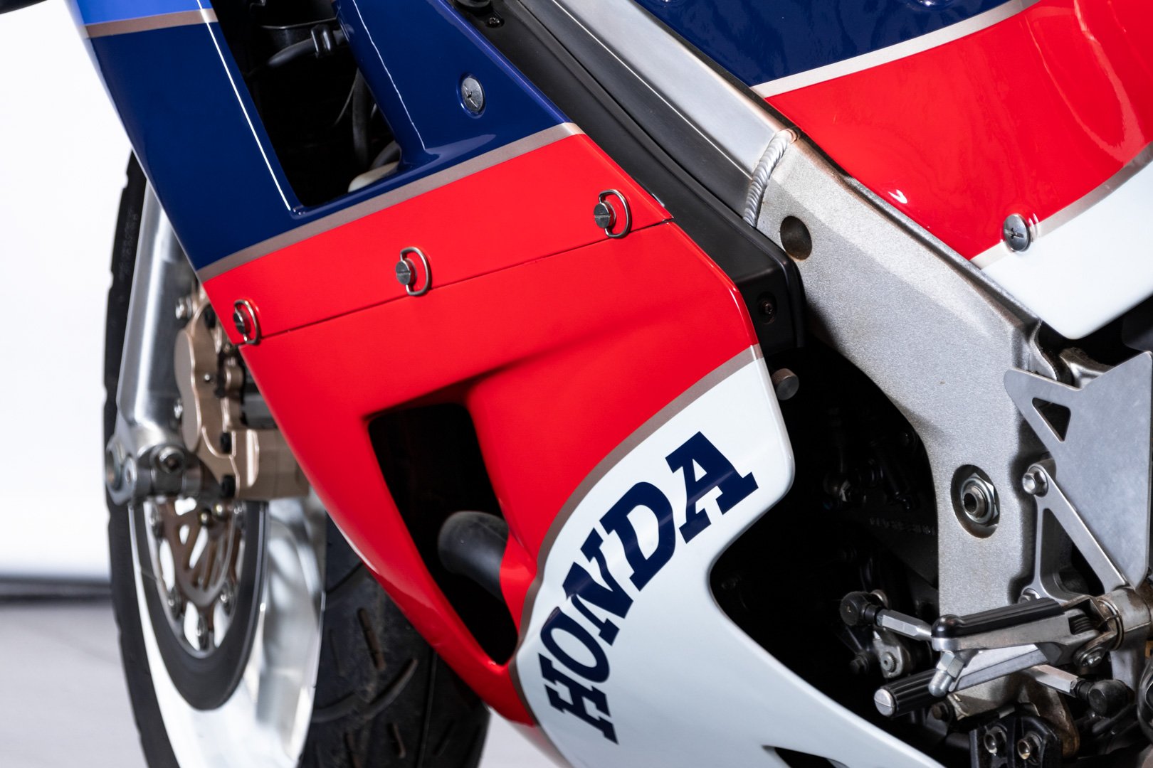 Honda VFR 750 r (RC 30) 