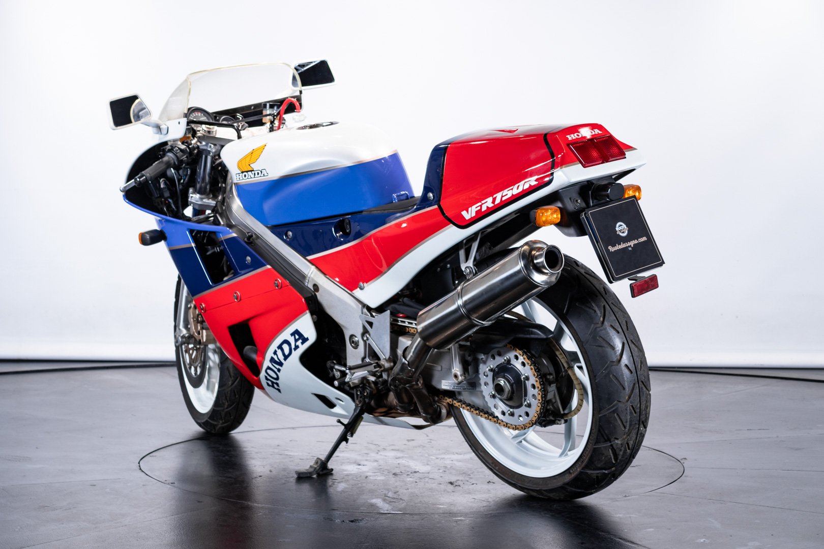 Honda VFR 750 r (RC 30) 