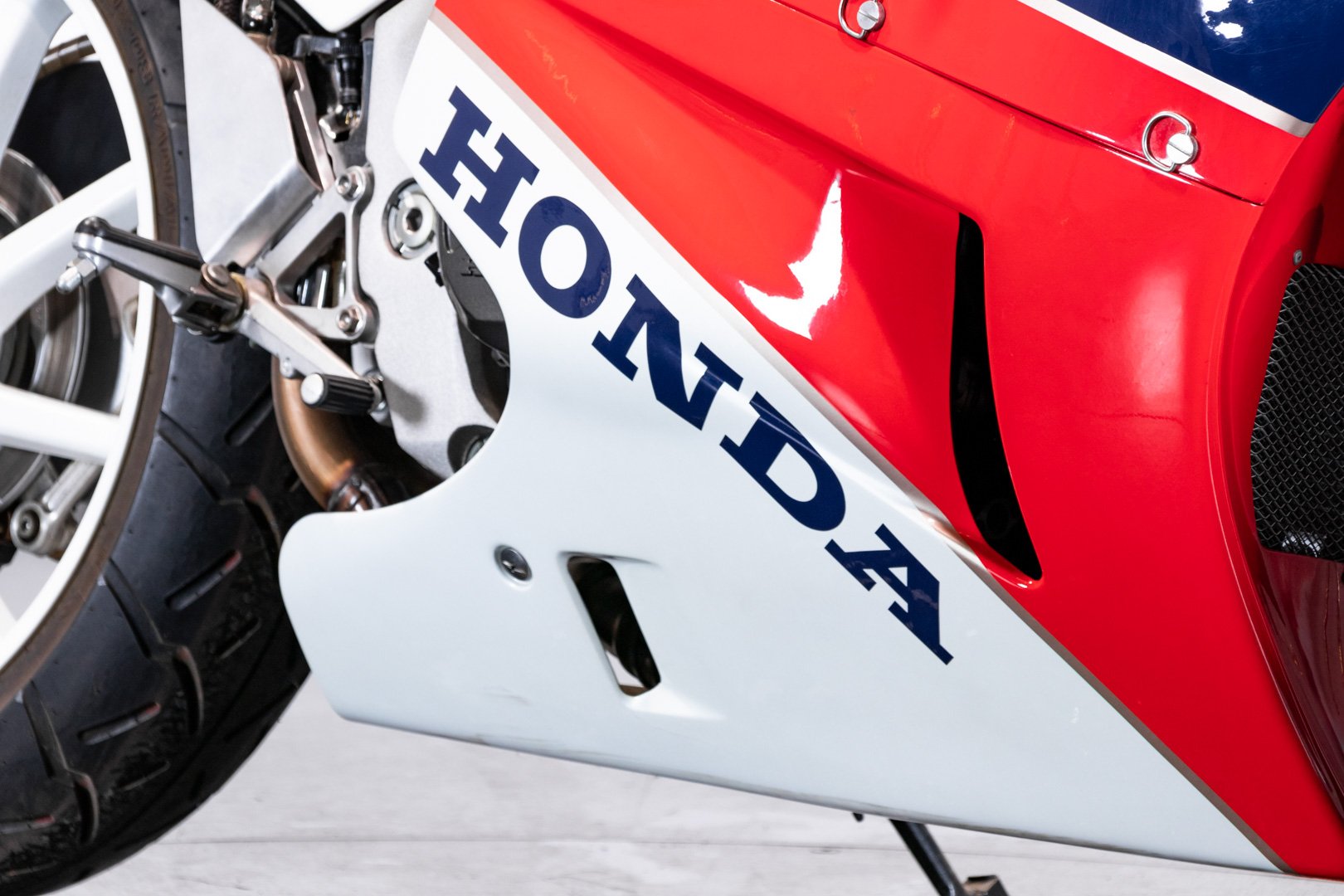 Honda VFR 750 r (RC 30) 