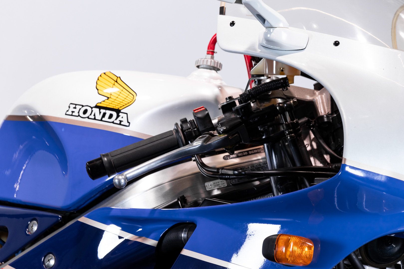 Honda VFR 750 r (RC 30) 
