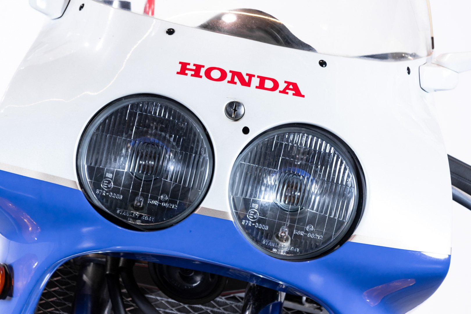 Honda VFR 750 r (RC 30) 