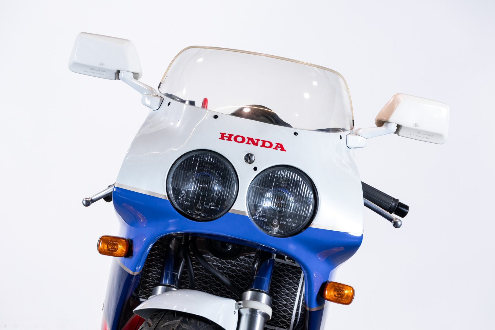 Honda VFR 750 r (RC 30) 