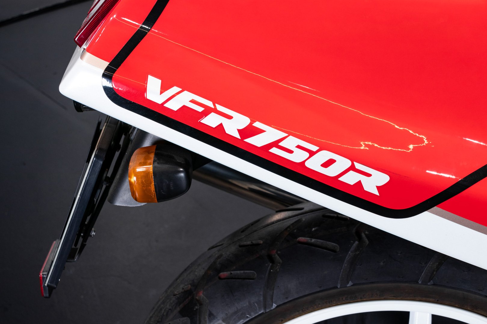 Honda VFR 750 r (RC 30) 