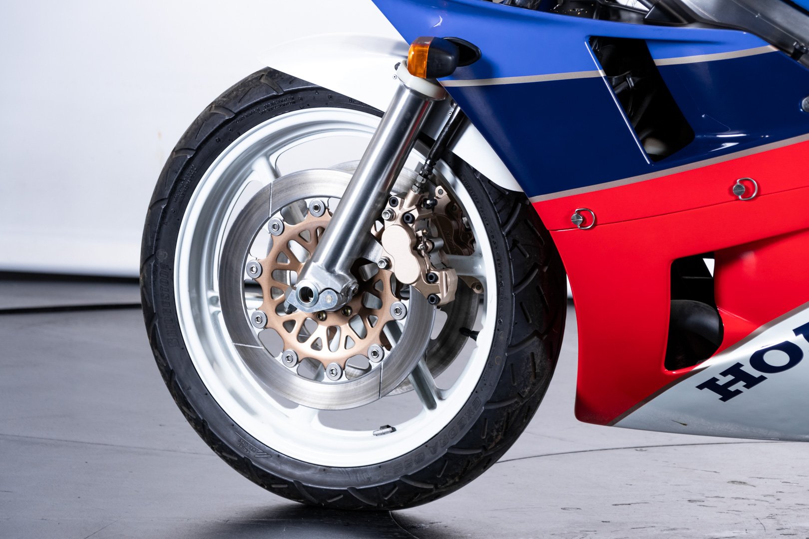 Honda VFR 750 r (RC 30) 
