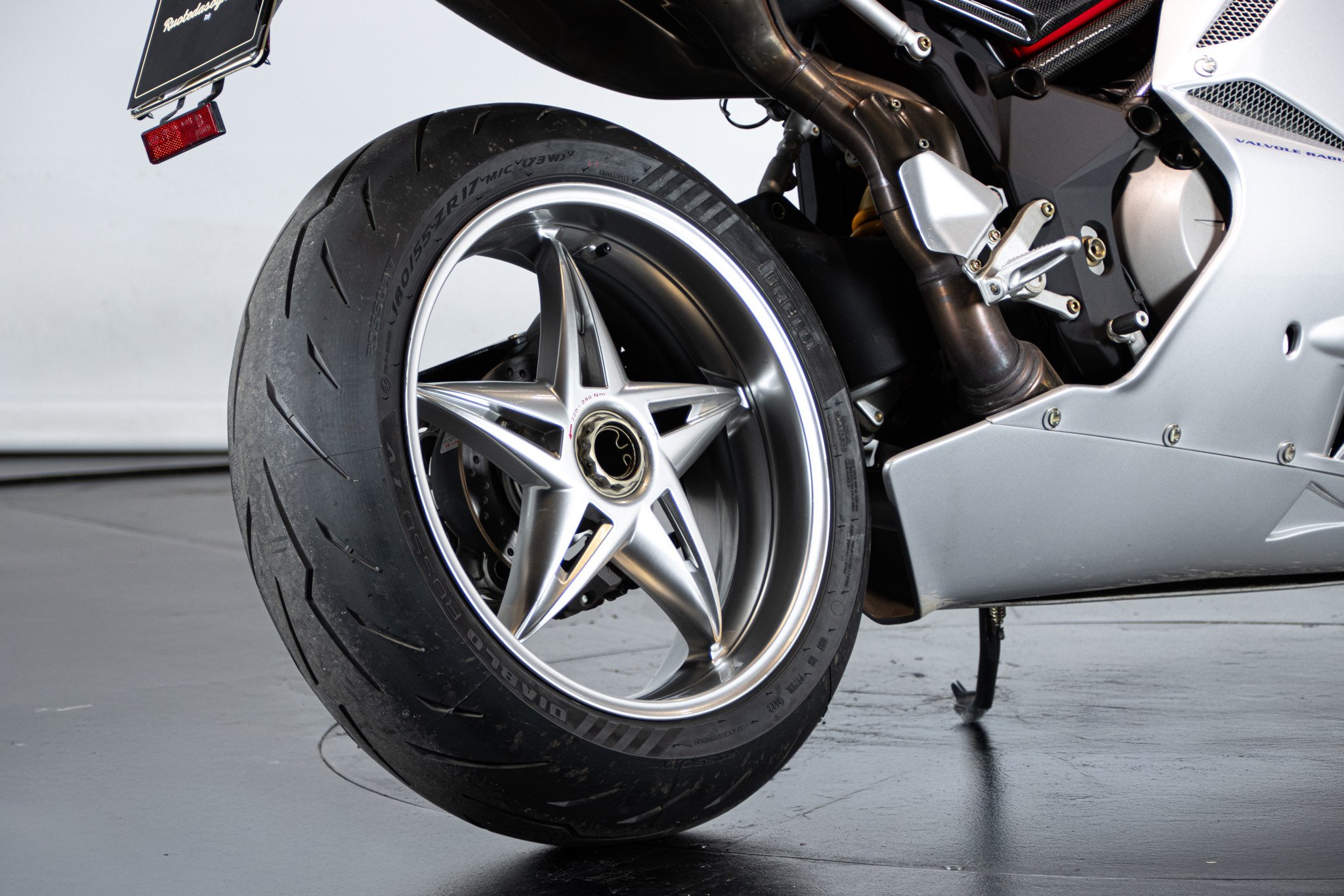 MV Agusta F4 1000 