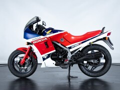 Honda VF 500 F 