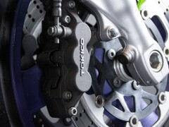 Kawasaki ZX-7R 