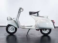 Piaggio VESPA 125 FARO BASSO 