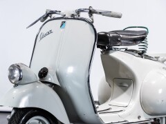 Piaggio VESPA 125 FARO BASSO 