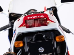 Honda VFR 750 r (RC 30) 