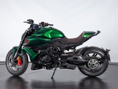 Ducati DUCATI DIAVEL V4 BENTLEY 
