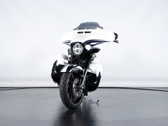 Harley Davidson STREET GLIDE CVO 