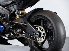 Yamaha R6 