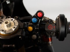 Yamaha R1 