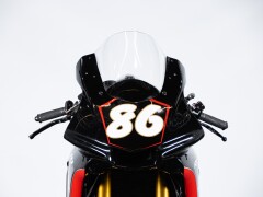 Yamaha R1 