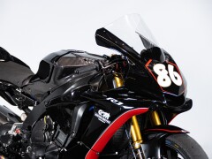 Yamaha R1 
