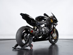 Yamaha R1 