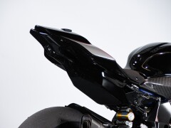 Yamaha R1 