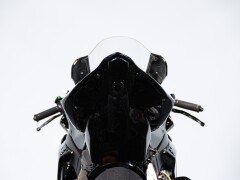 Yamaha R1 