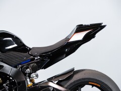 Yamaha R1 